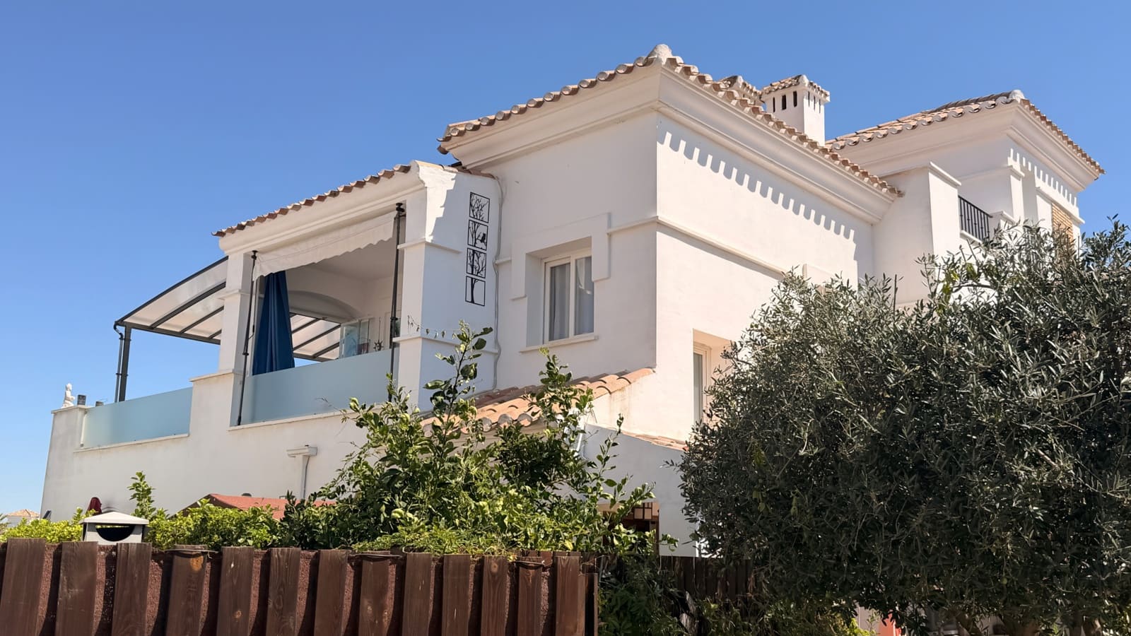 2 bedroom Townhouse for sale in La Torre Golf Resort with pool garage - € 210,000 (Ref: 10101553)