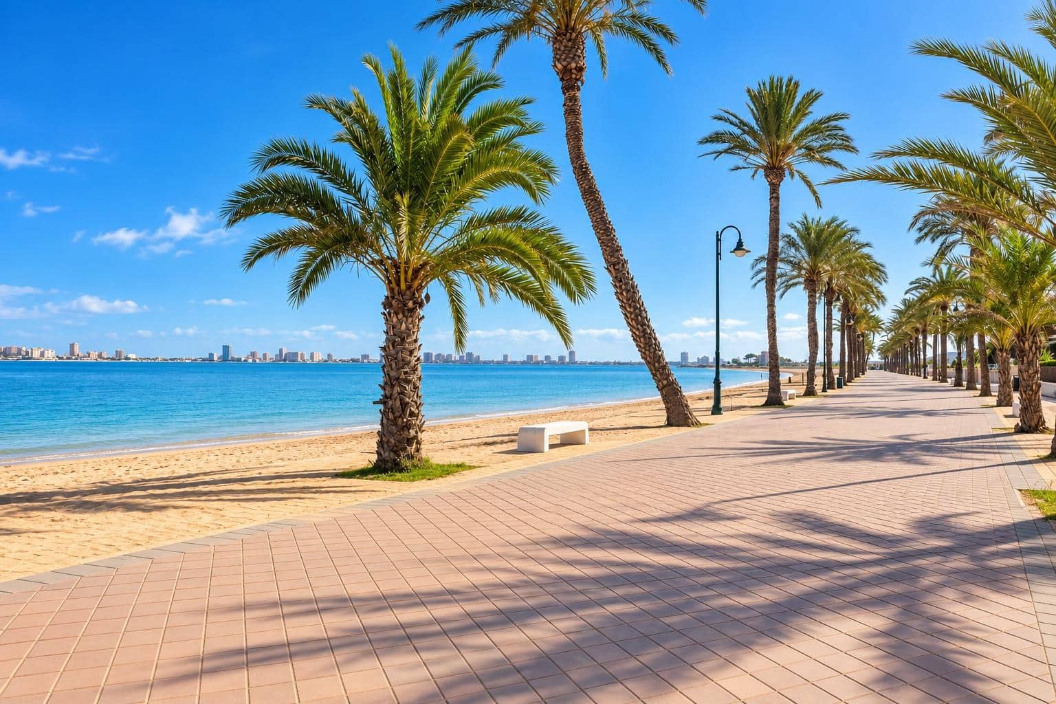 4 quarto Moradia para venda em Mar de Cristal com piscina garagem - 549 000 € (Ref: 10123419)