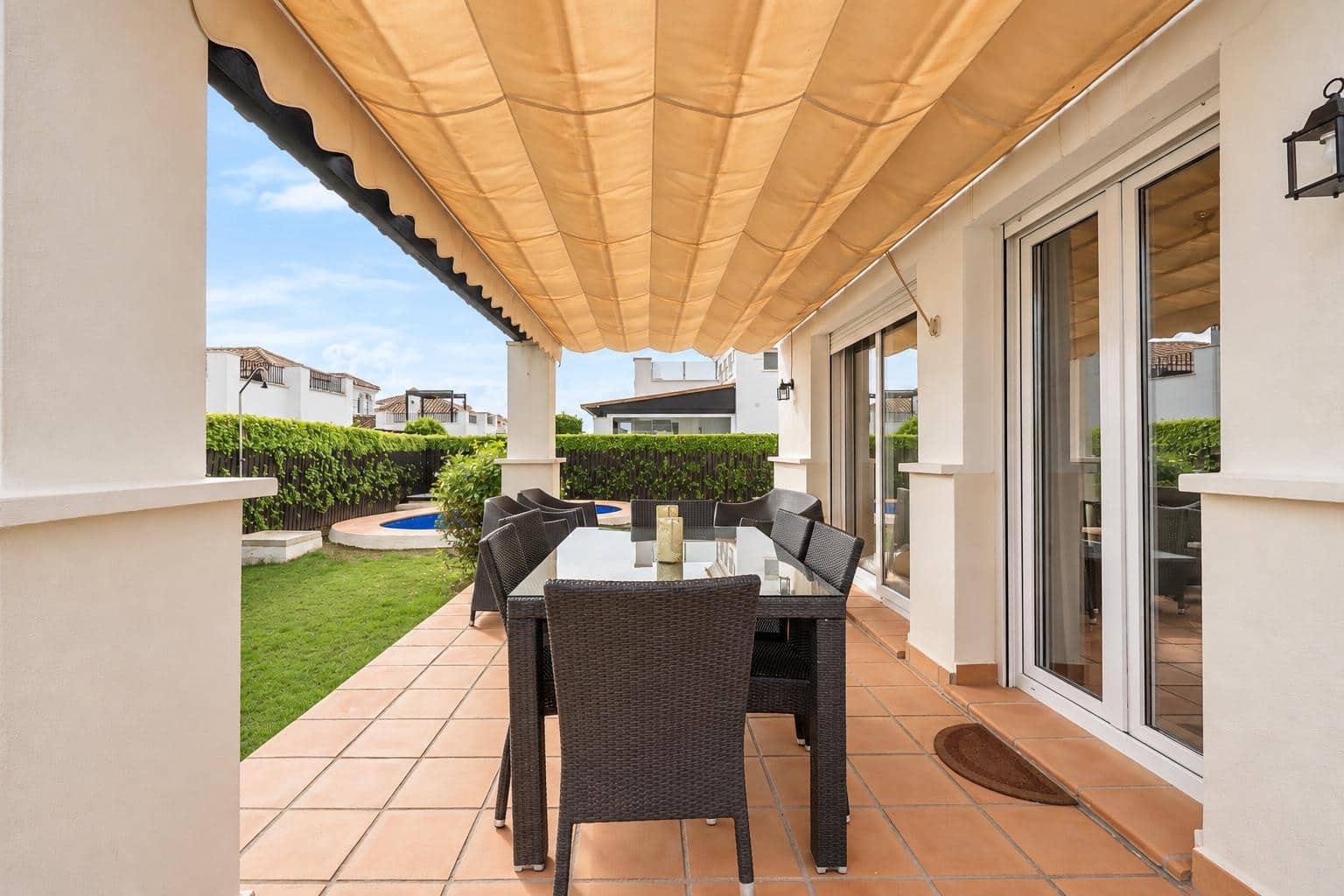 3 camera da letto Villa in vendita in La Torre Golf Resort con piscina garage - 345.000 € (Rif: 10127674)
