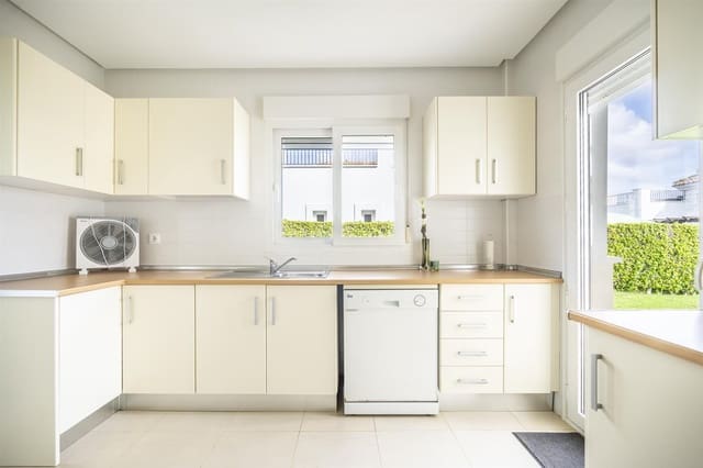 3 camera da letto Villa in vendita in La Torre Golf Resort, Torre-Pacheco con piscina garage - 345.000 € (Rif: 10127674)