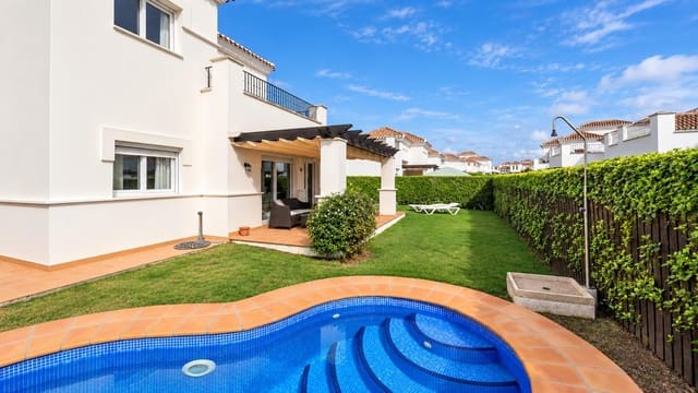 3 camera da letto Villa in vendita in La Torre Golf Resort, Torre-Pacheco con piscina garage - 345.000 € (Rif: 10127674)