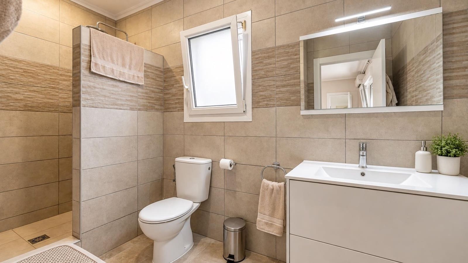 4 soveværelse Villa til salg i Gea y Truyols med swimmingpool garage - € 450.000 (Ref: 10131176)