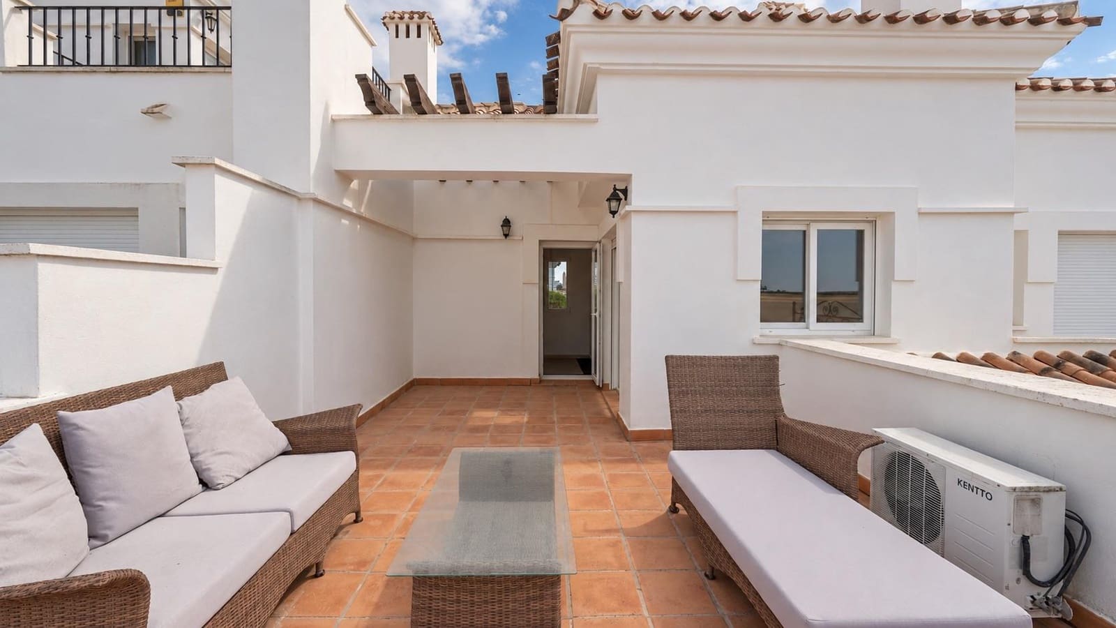 2 bedroom Townhouse for sale in La Torre Golf Resort with pool garage - € 180,000 (Ref: 10132389)