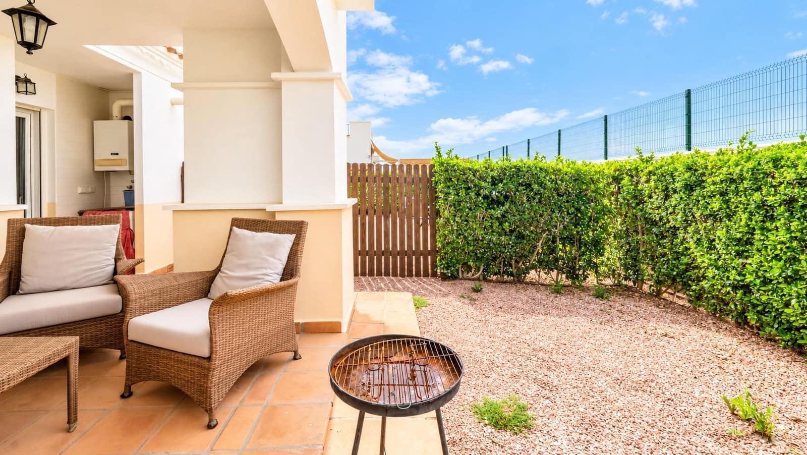 2 bedroom Townhouse for sale in La Torre Golf Resort with pool garage - € 180,000 (Ref: 10132389)