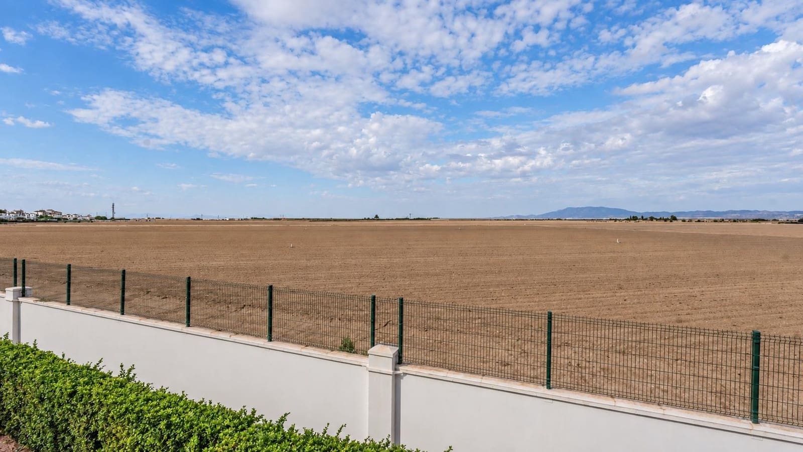 2 bedroom Townhouse for sale in La Torre Golf Resort with pool garage - € 180,000 (Ref: 10132389)