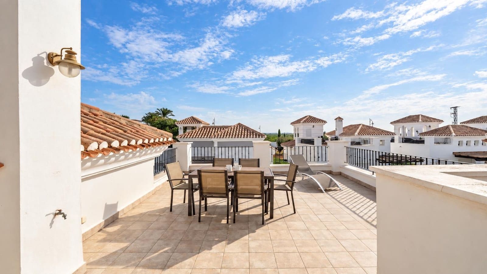 3 soveværelse Villa til salg i La Torre Golf Resort med swimmingpool garage - € 300.000 (Ref: 10132390)