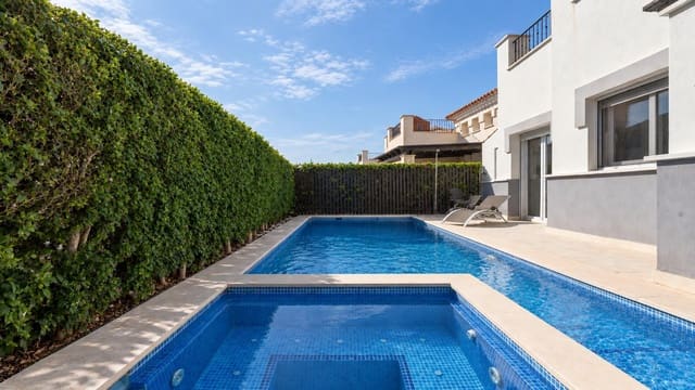 3 soveværelse Villa til salg i La Torre Golf Resort, Torre-Pacheco med swimmingpool garage - € 300.000 (Ref: 10132390)