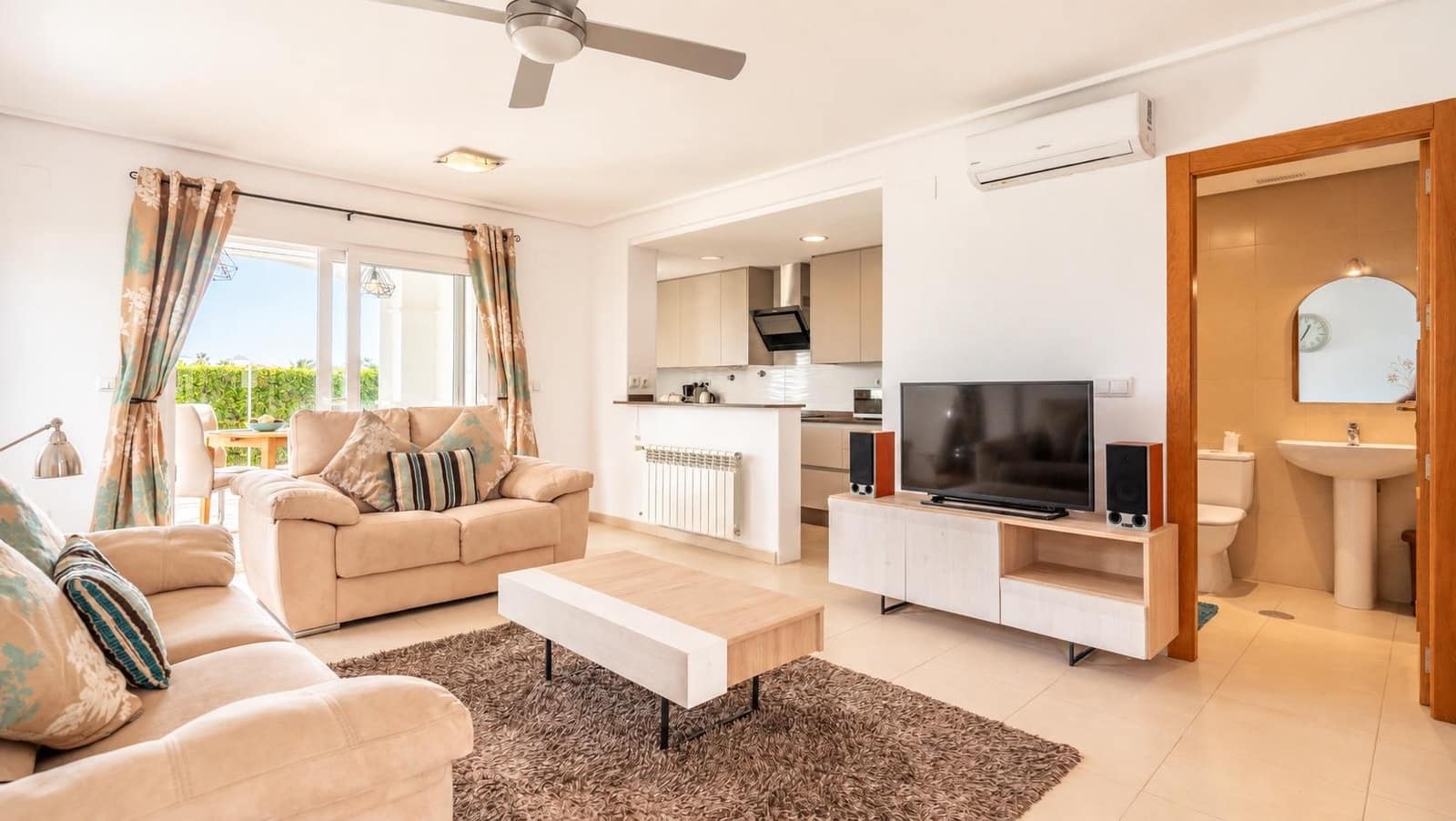 2 quarto Casa em Banda para venda em La Torre Golf Resort com piscina garagem - 215 000 € (Ref: 10148292)