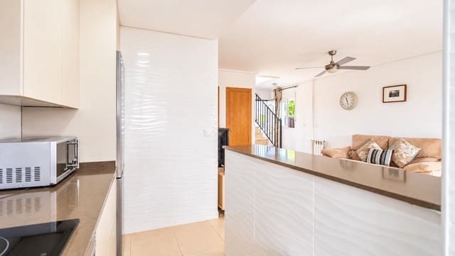 2 quarto Casa em Banda para venda em La Torre Golf Resort, Torre-Pacheco com piscina garagem - 215 000 € (Ref: 10148292)