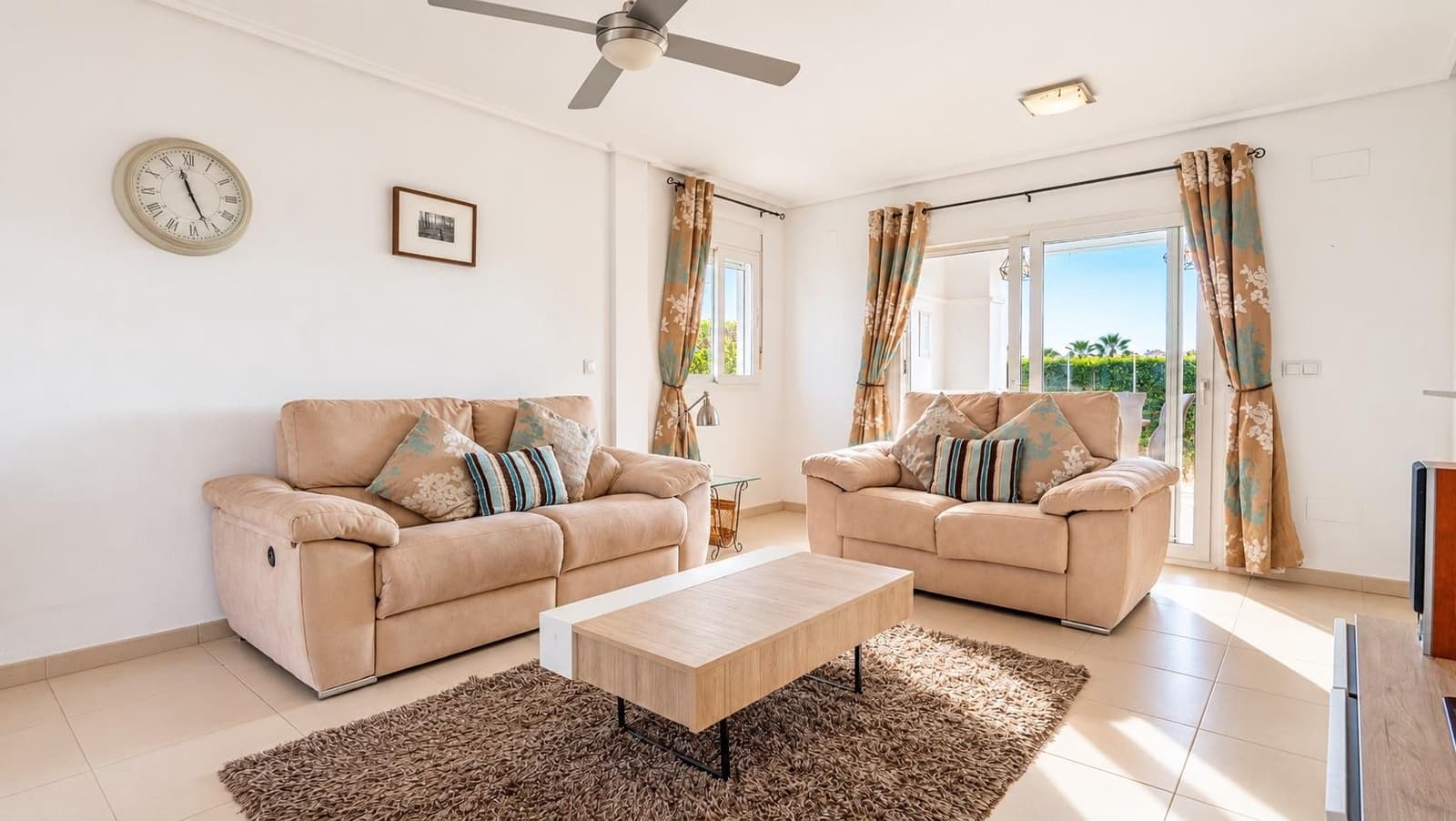 2 quarto Casa em Banda para venda em La Torre Golf Resort com piscina garagem - 215 000 € (Ref: 10148292)