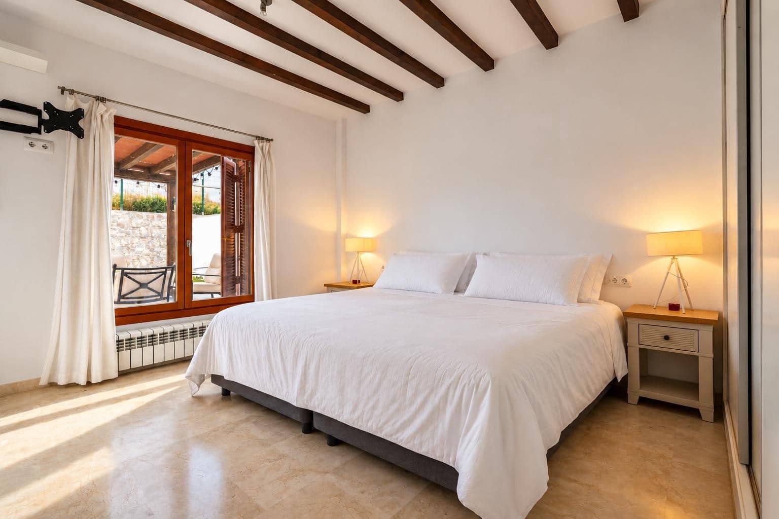 4 bedroom Villa for sale in El Valle Golf Resort with pool - € 500,000 (Ref: 10154584)