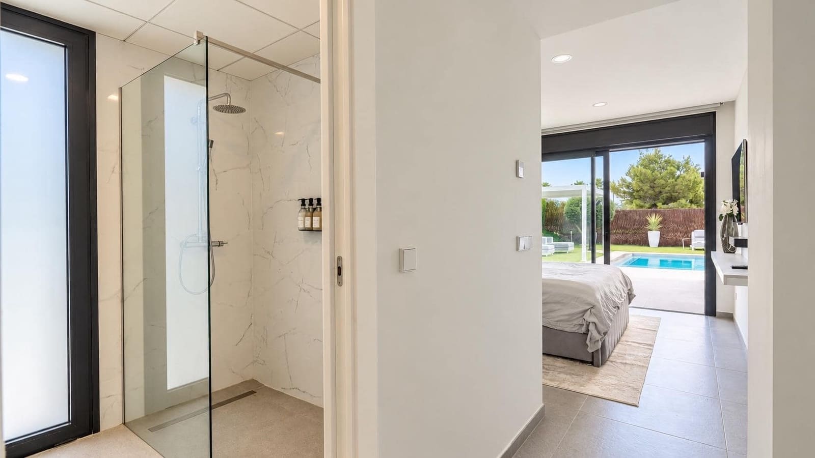 4 bedroom Villa for sale in Banos y Mendigo with pool garage - € 1,100,000 (Ref: 10168153)