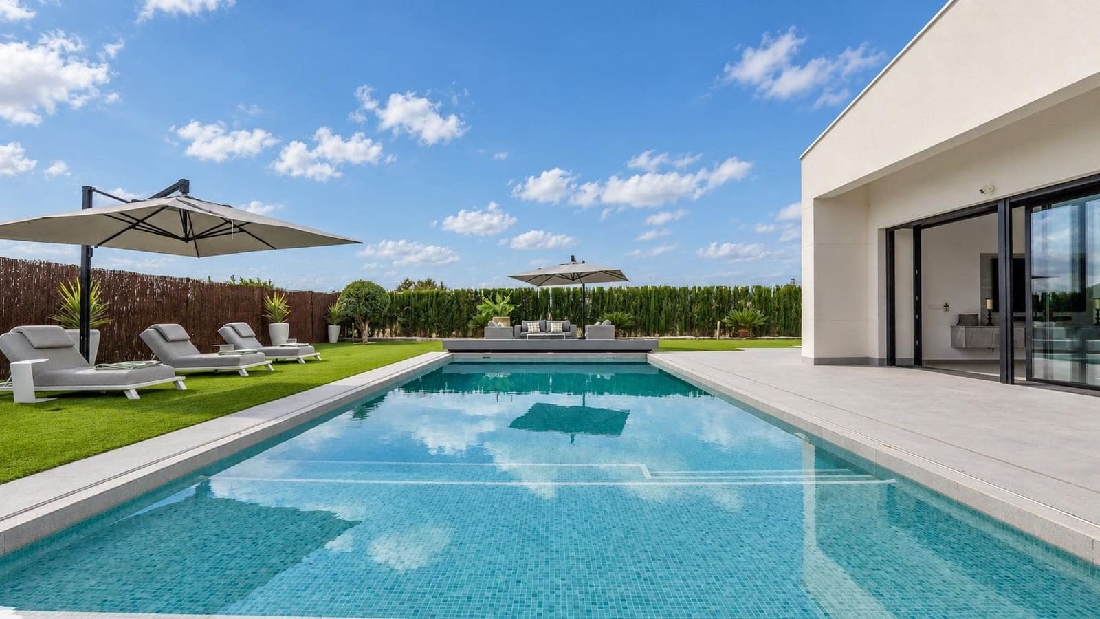4 bedroom Villa for sale in Banos y Mendigo with pool garage - € 1,100,000 (Ref: 10168153)