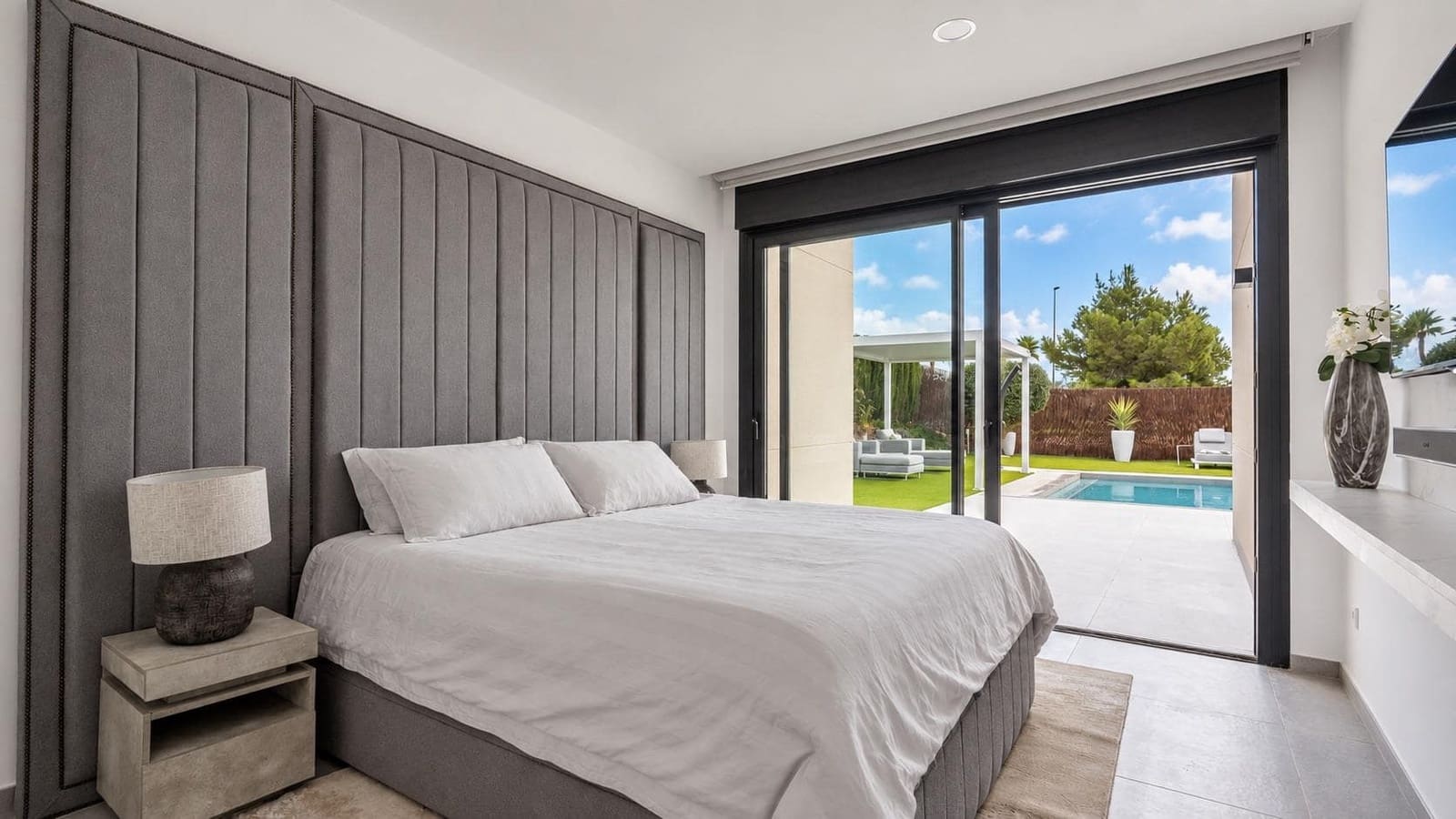 4 bedroom Villa for sale in Banos y Mendigo with pool garage - € 1,100,000 (Ref: 10168153)