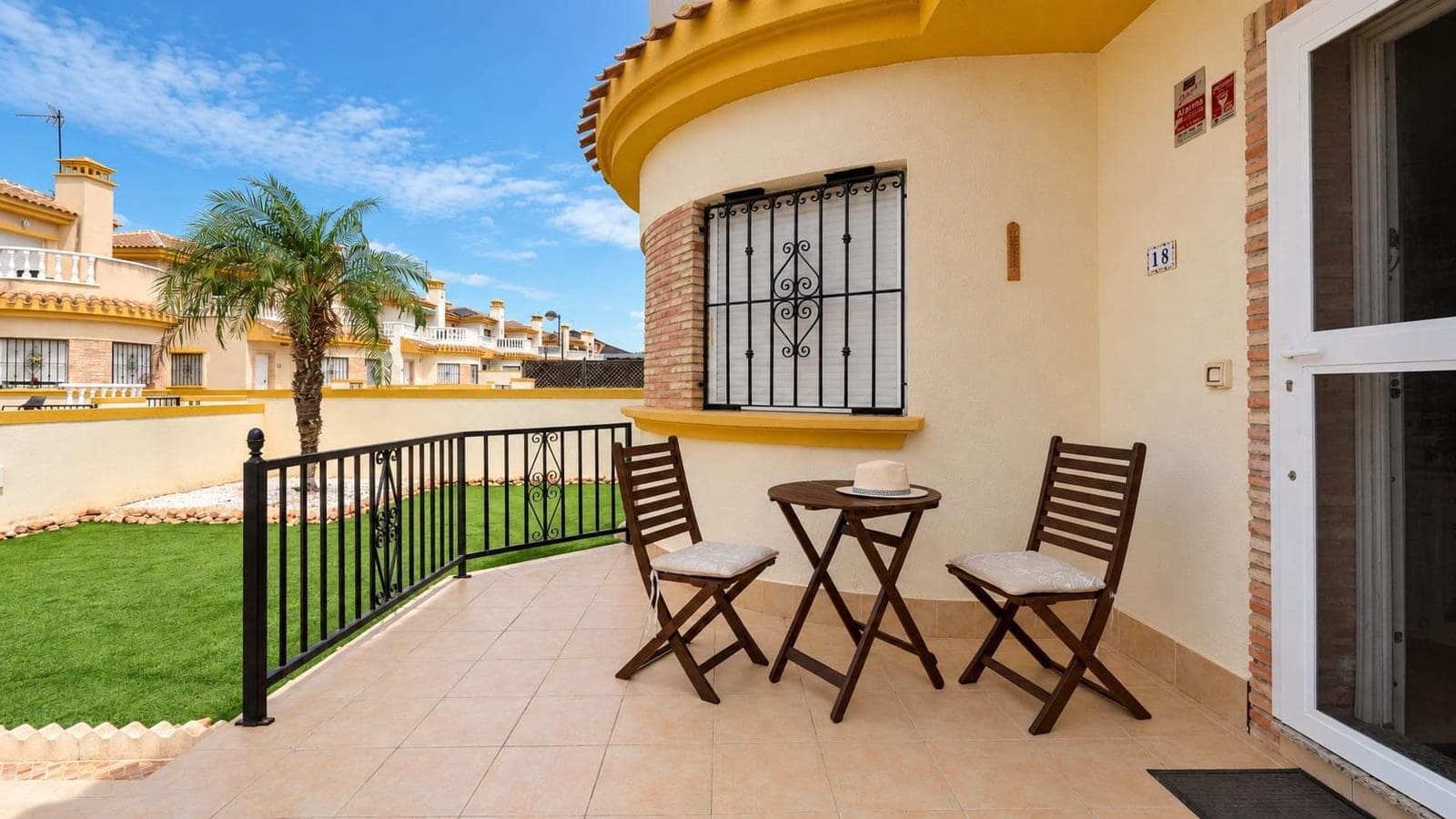 3 bedroom Villa for sale in Roldan with garage - € 227,500 (Ref: 10170522)