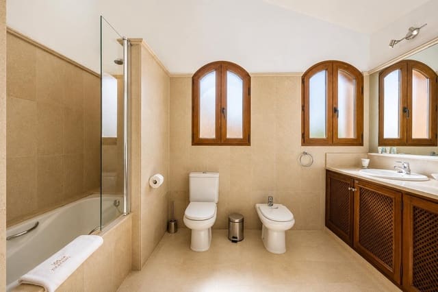 Chalet de 4 habitaciones en Atamaría, Cartagena en venta con piscina garaje - 540.000 € (Ref: 10170523)