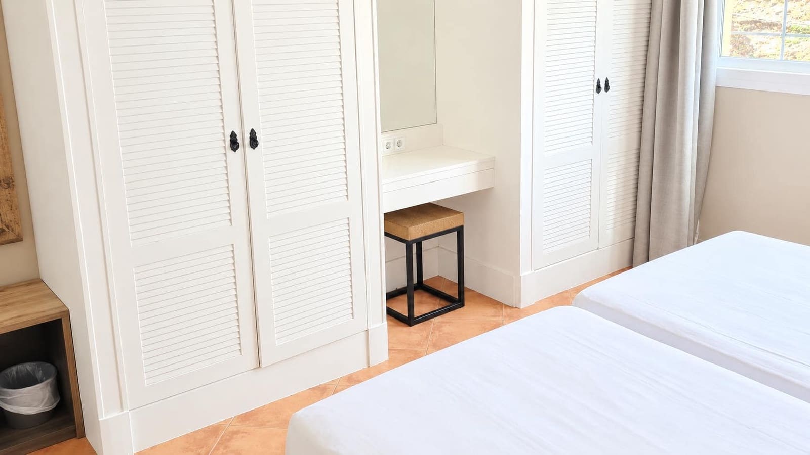 2 bedroom Apartment for sale in La Manga Club with pool - € 160,000 (Ref: 10170524)