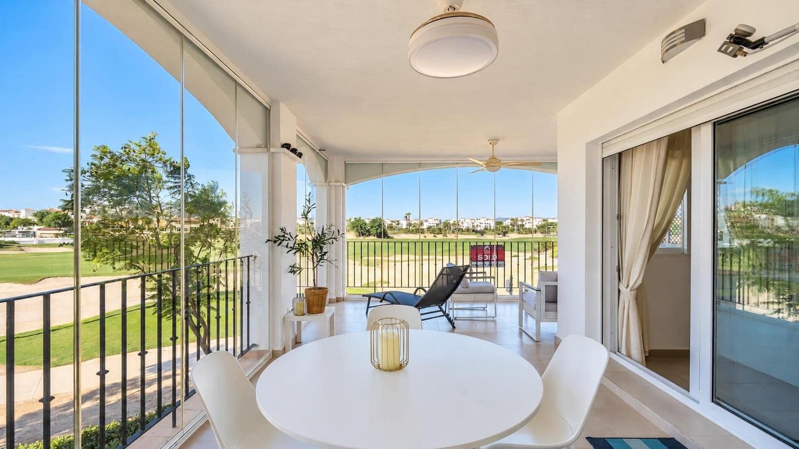 2 soverom Leilighet til salgs i La Torre Golf Resort med svømmebasseng - € 180 000 (Ref: 10173179)