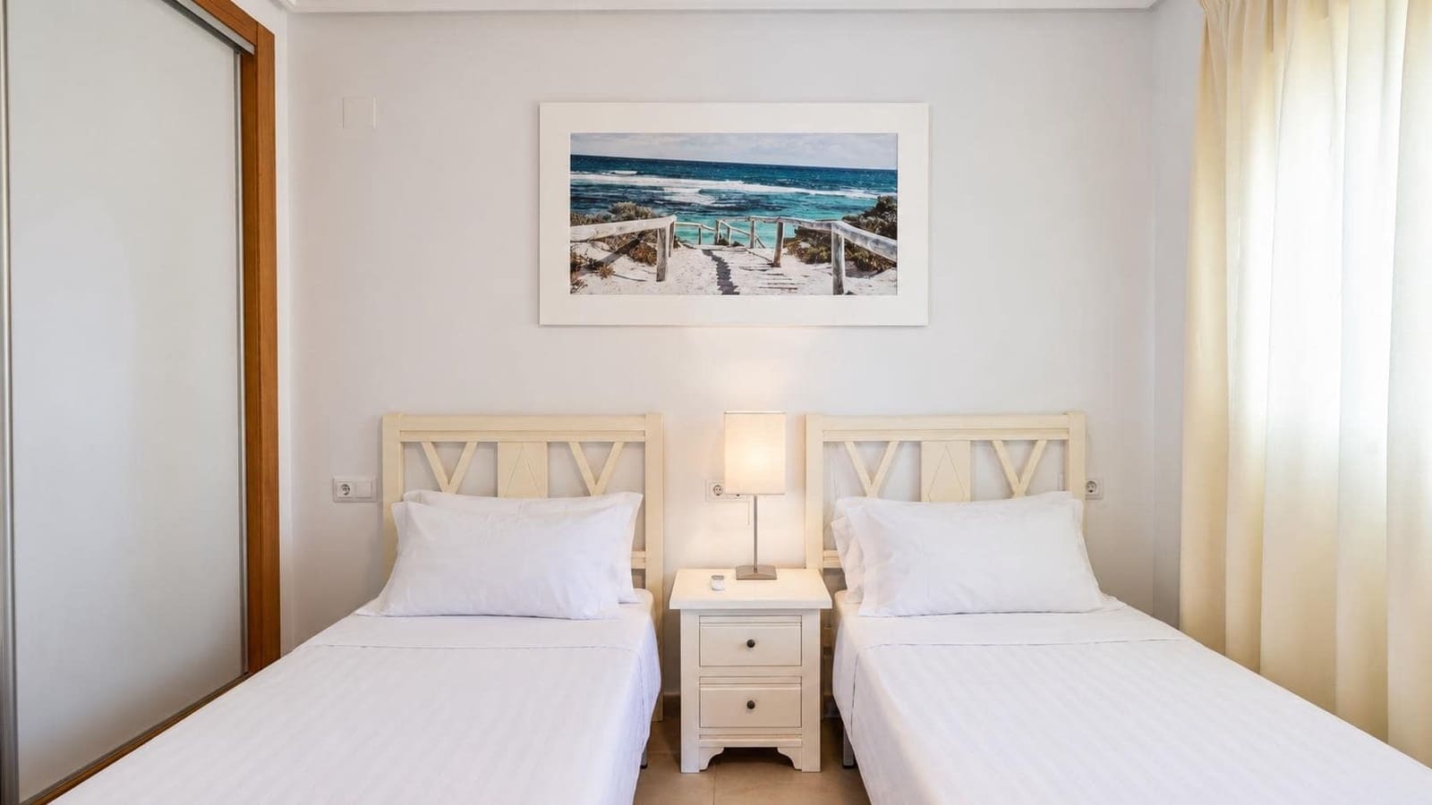 2 soverom Leilighet til salgs i La Torre Golf Resort med svømmebasseng - € 180 000 (Ref: 10173179)
