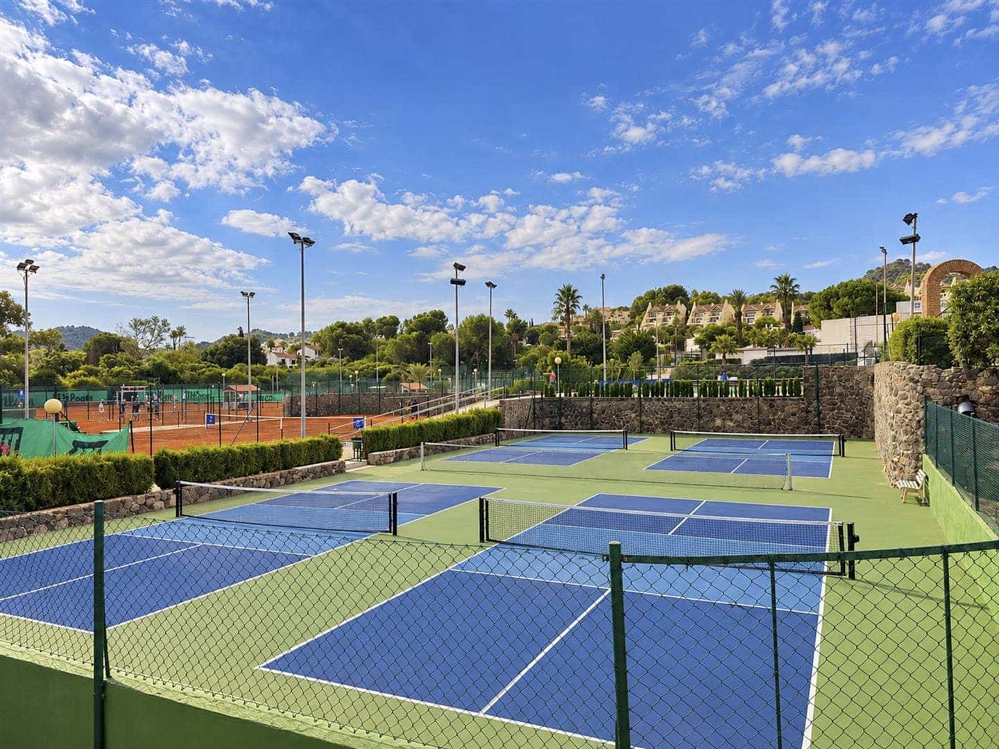 2 soveværelse Byhus til salg i La Manga Club med swimmingpool - € 150.000 (Ref: 10174347)