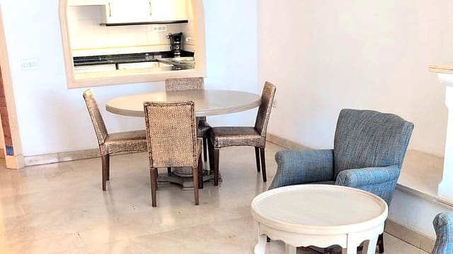 2 soverom Hus til salgs i La Manga Club, Cartagena med svømmebasseng - € 150 000 (Ref: 10174347)