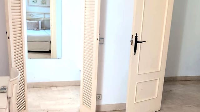 2 soverom Hus til salgs i La Manga Club, Cartagena med svømmebasseng - € 150 000 (Ref: 10174347)