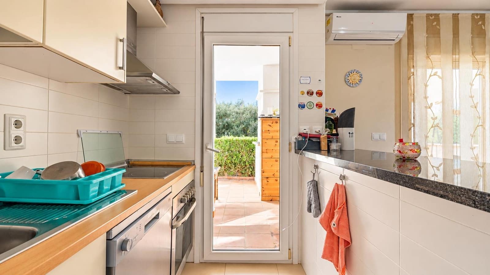 Casa de 2 habitaciones en La Torre Golf Resort en venta con piscina garaje - 200.000 € (Ref: 10176352)