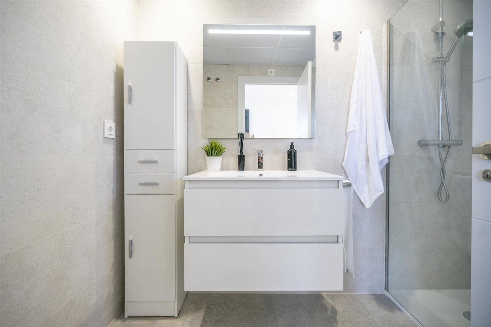 Chalet de 2 habitaciones en La Pinilla en venta con piscina - 193.750 € (Ref: 9097222)