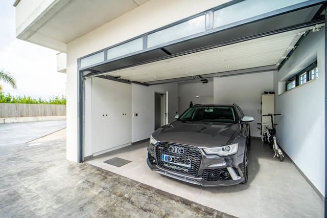 4 soveværelse Villa til salg i Gea y Truyols, Murcia by med swimmingpool - € 750.000 (Ref: 9097267)