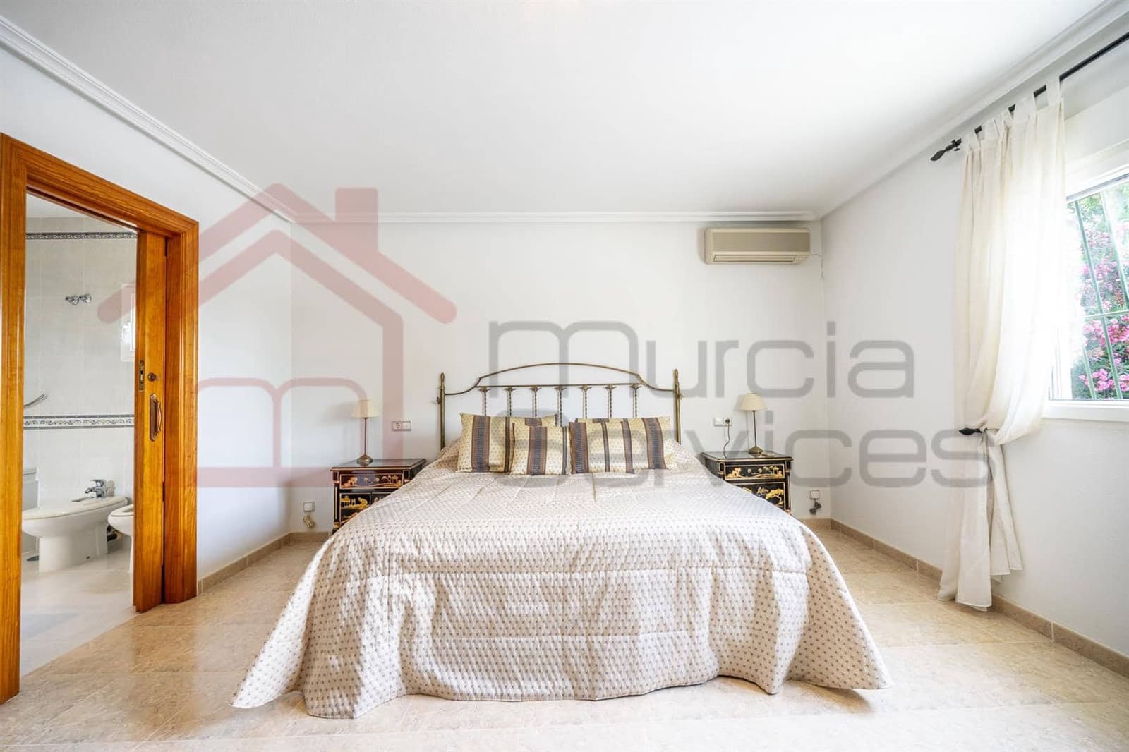 5 sypialnia Willa na sprzedaż w Molina de Segura z basenem garażem - 375 000 € (Ref: 9115872)