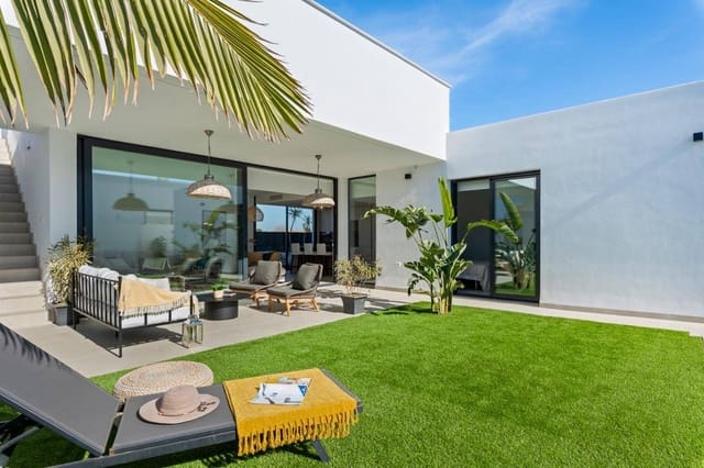 3 soveværelse Villa til salg i Mar de Cristal, Cartagena - € 549.000 (Ref: 9118546)