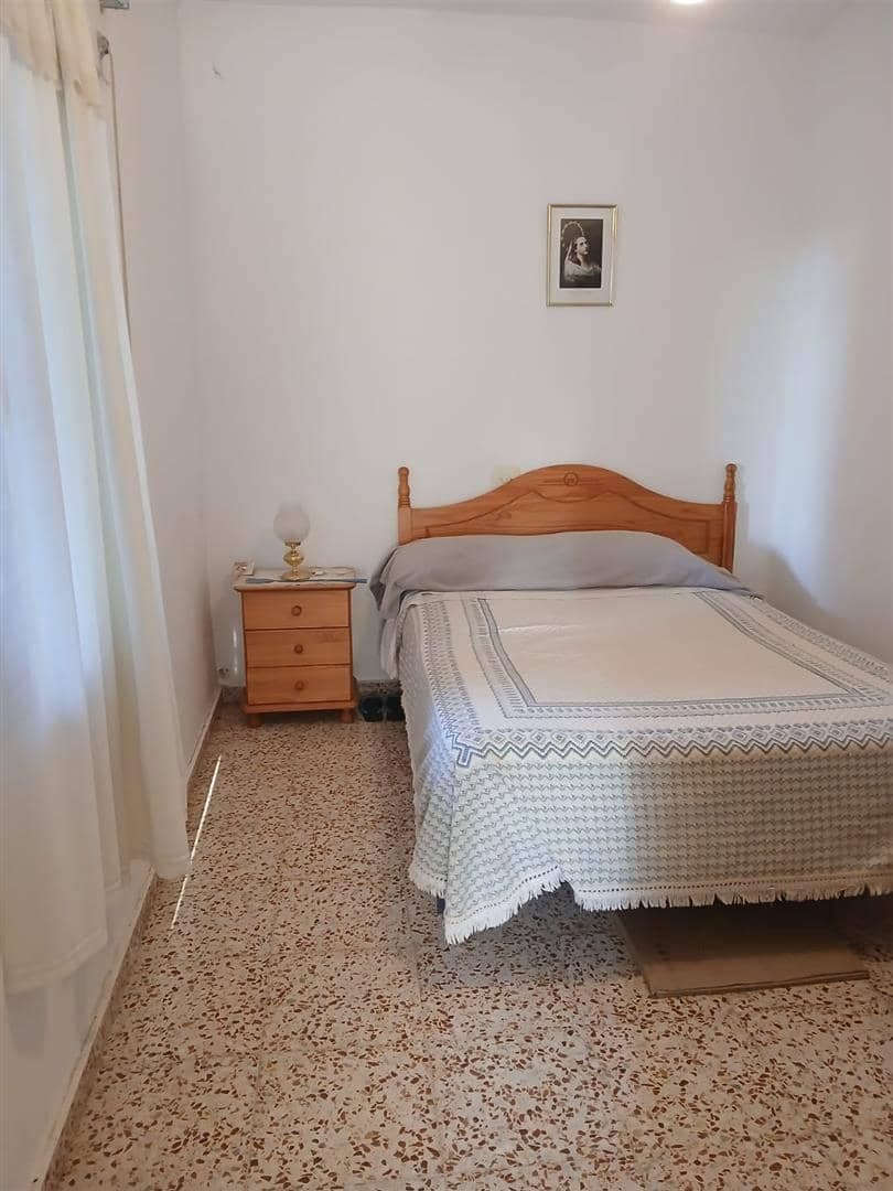 4 bedroom Villa for sale in Avileses - € 170,000 (Ref: 9132110)