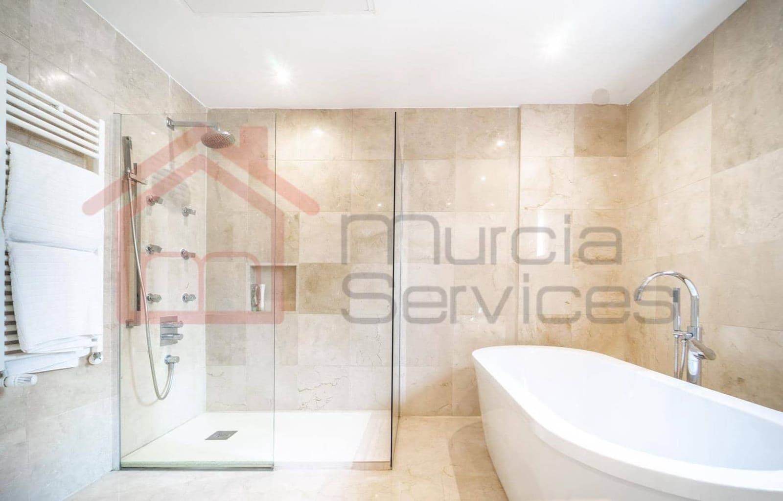 4 bedroom Villa for sale in Roldan with pool - € 619,000 (Ref: 9141324)