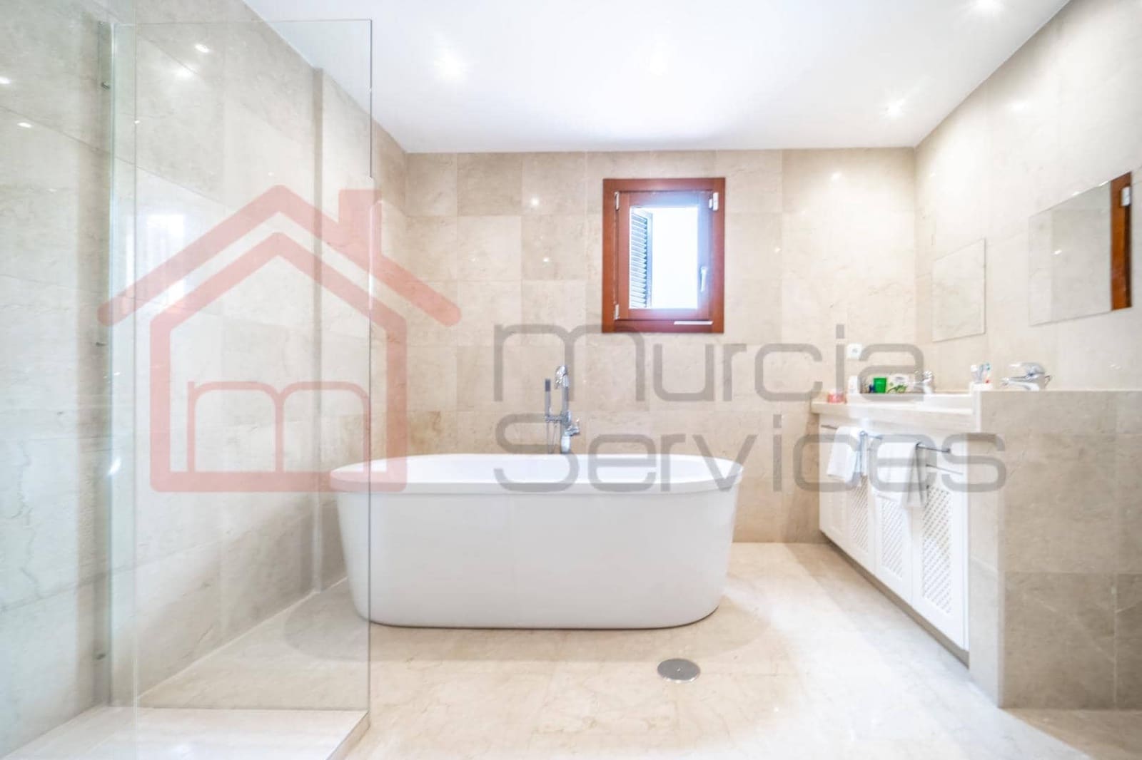 4 bedroom Villa for sale in Roldan with pool - € 619,000 (Ref: 9141324)