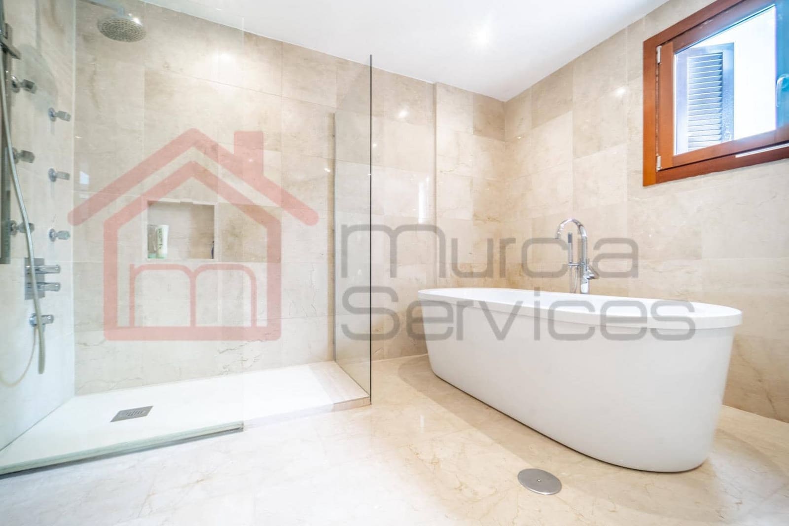 4 bedroom Villa for sale in Roldan with pool - € 619,000 (Ref: 9141324)