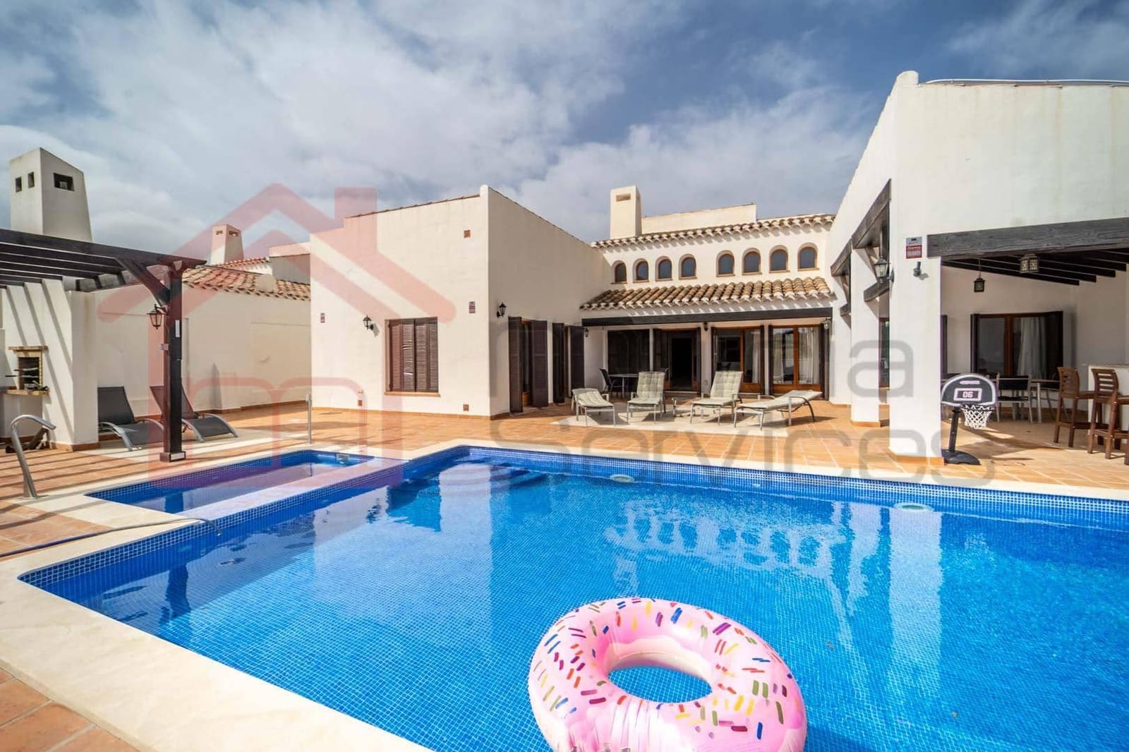 4 bedroom Villa for sale in Roldan with pool - € 619,000 (Ref: 9141324)