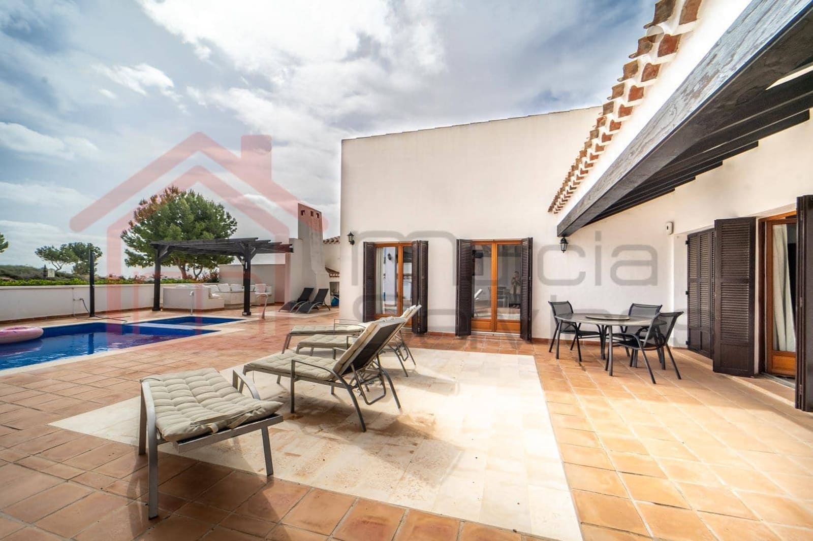 4 bedroom Villa for sale in Roldan with pool - € 619,000 (Ref: 9141324)