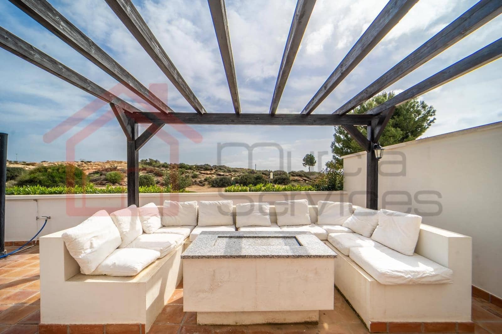 4 bedroom Villa for sale in Roldan with pool - € 619,000 (Ref: 9141324)