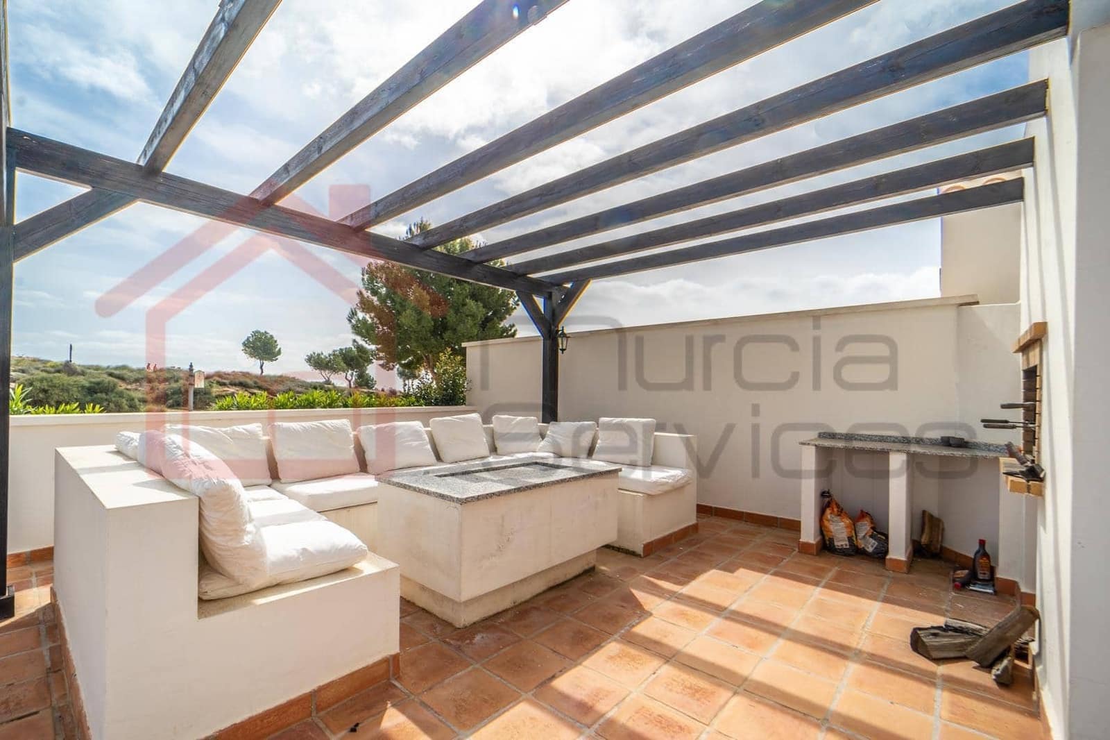 4 bedroom Villa for sale in Roldan with pool - € 619,000 (Ref: 9141324)