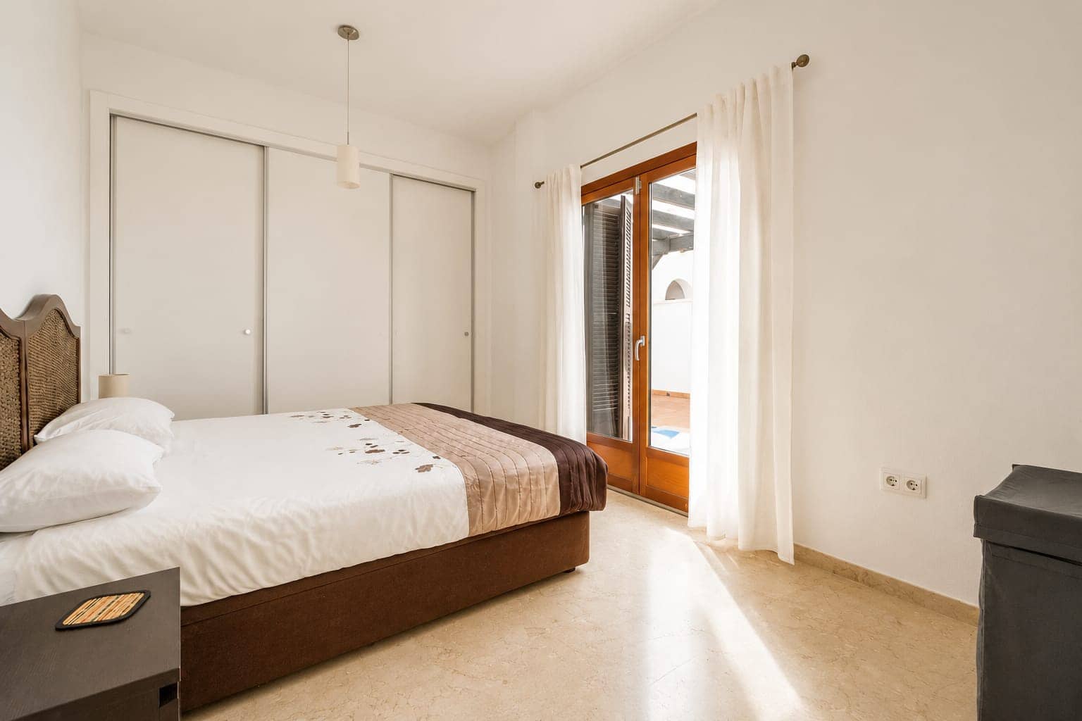 4 bedroom Villa for sale in El Valle Golf Resort with pool - € 595,000 (Ref: 9141324)