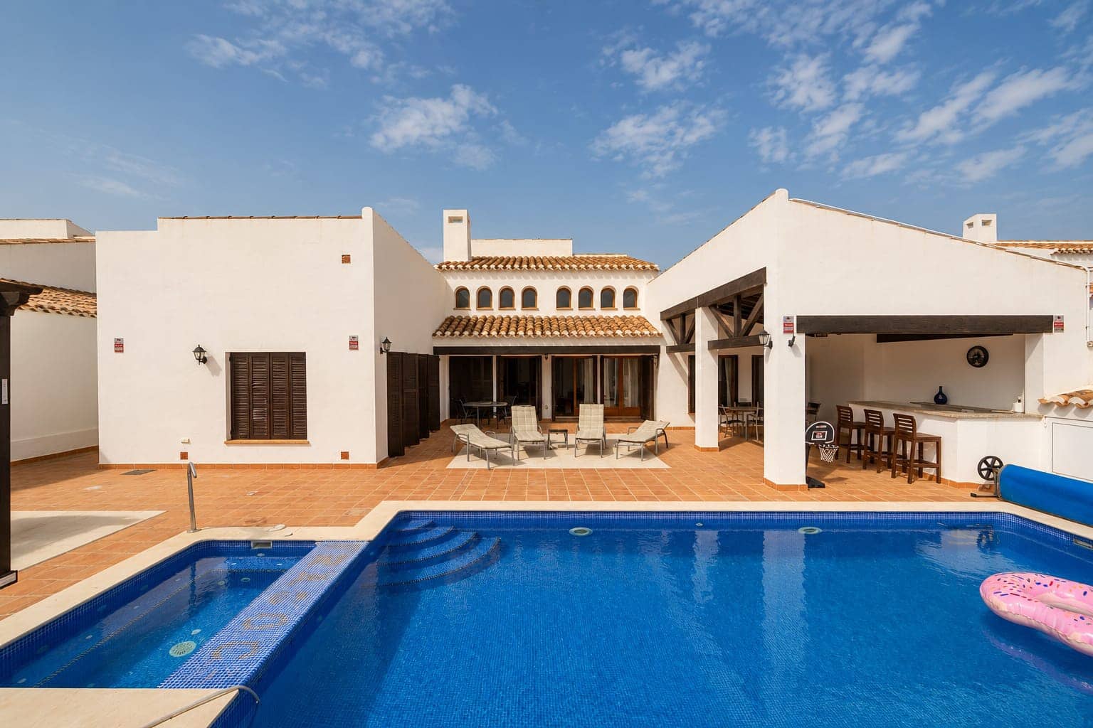 4 bedroom Villa for sale in El Valle Golf Resort with pool - € 595,000 (Ref: 9141324)