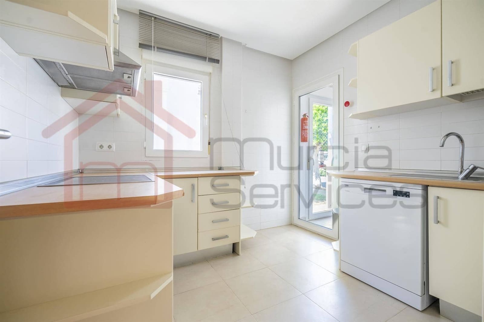 Chalet de 2 habitaciones en Roldan en venta - 235.000 € (Ref: 9159260)