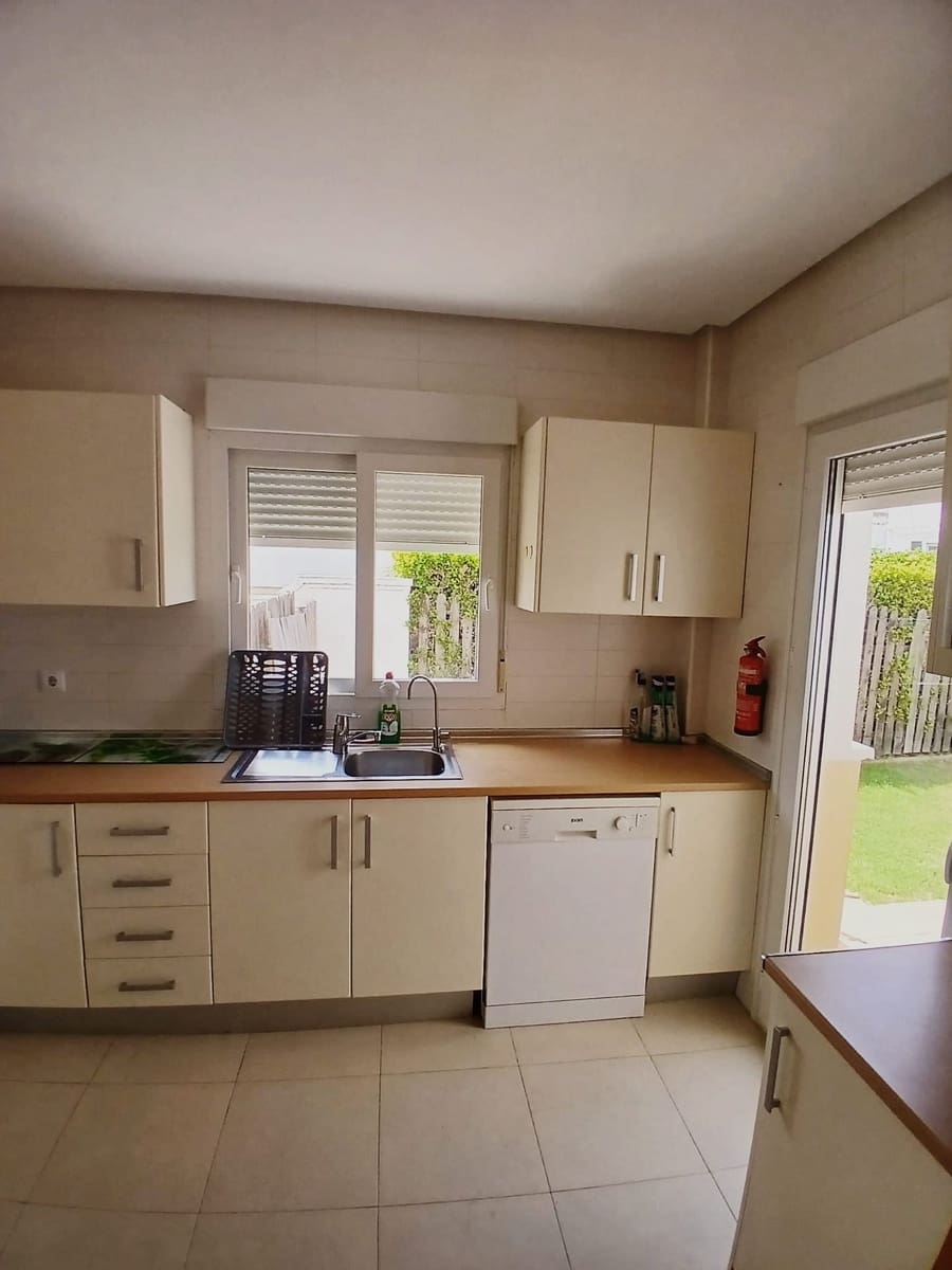 3 bedroom Villa for rent in La Torre Golf Resort with pool - € 1,400 (Ref: 9192067)