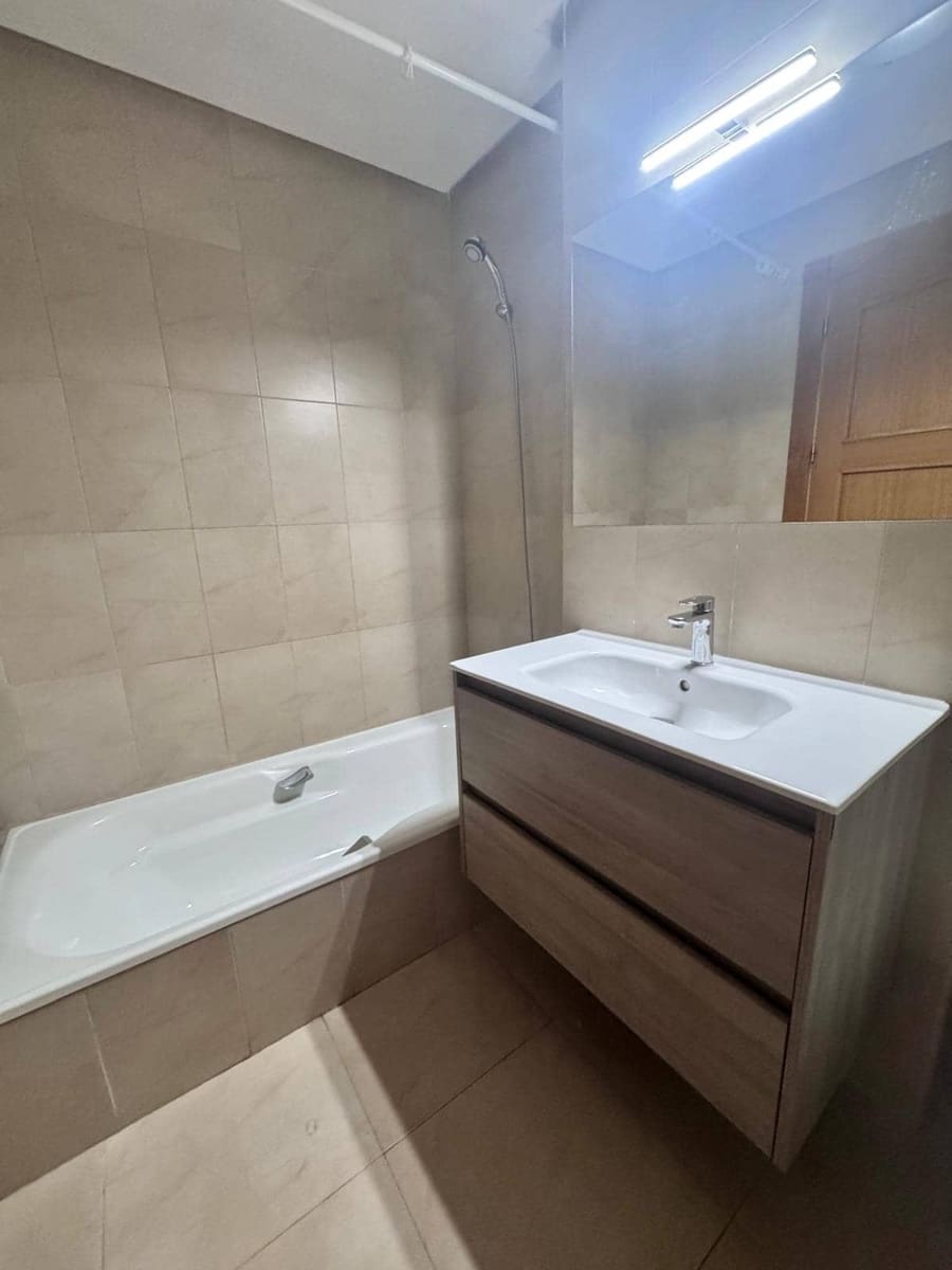 2 makuuhuone Huoneisto vuokrattavana paikassa Los Martinez del Puerto - 650 € (Ref: 9192068)