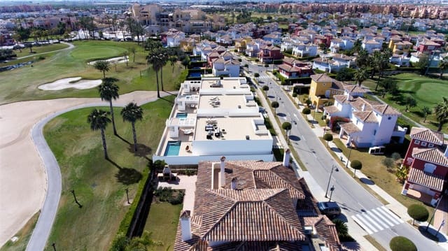 4 sypialnia Willa na sprzedaż w Mar Menor Golf Resort, Torre-Pacheco z basenem - 985 000 € (Ref: 9197482)