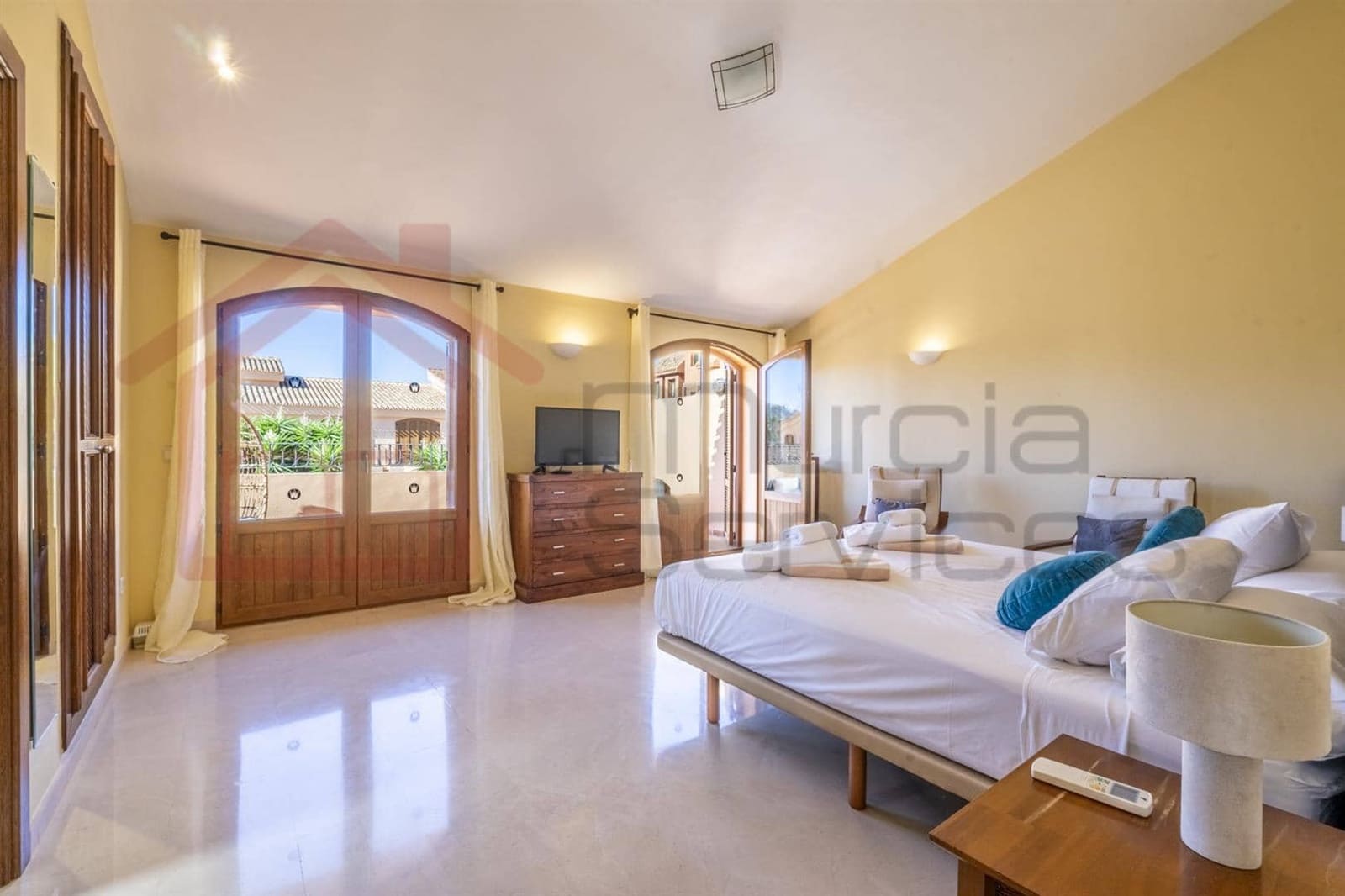 Chalet de 4 habitaciones en La Manga Club en venta - 540.000 € (Ref: 9208085)