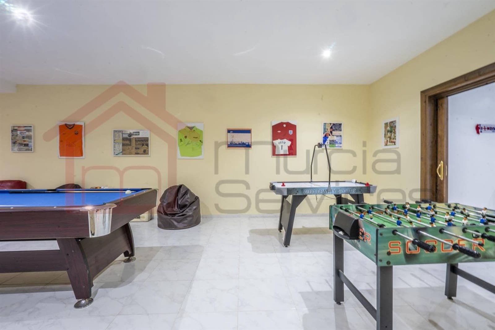 Chalet de 4 habitaciones en La Manga Club en venta - 540.000 € (Ref: 9208085)