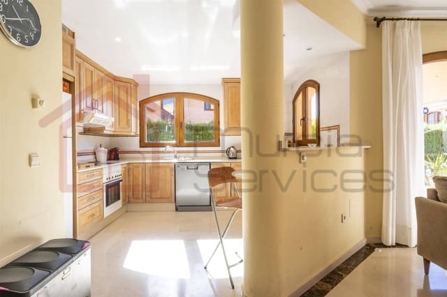 4 Zimmer Villa zu verkaufen in La Manga Club, Cartagena - 540.000 € (Ref: 9208085)