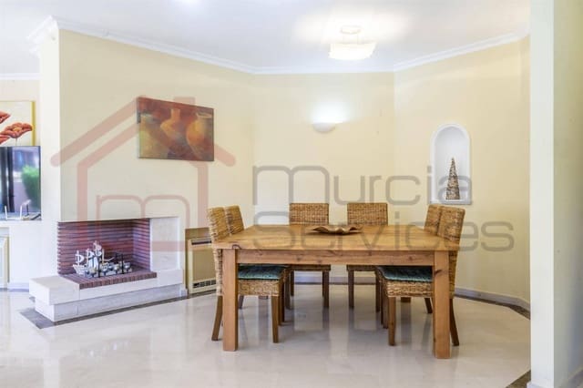 4 Zimmer Villa zu verkaufen in La Manga Club, Cartagena - 540.000 € (Ref: 9208085)