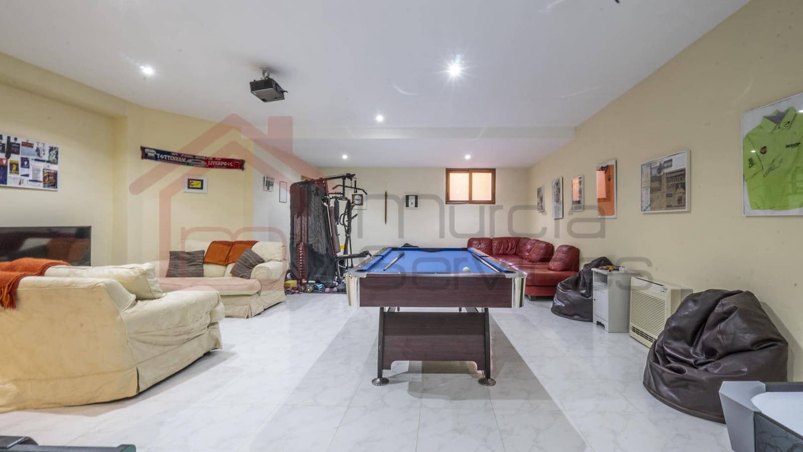 Chalet de 4 habitaciones en La Manga Club en venta - 540.000 € (Ref: 9208085)